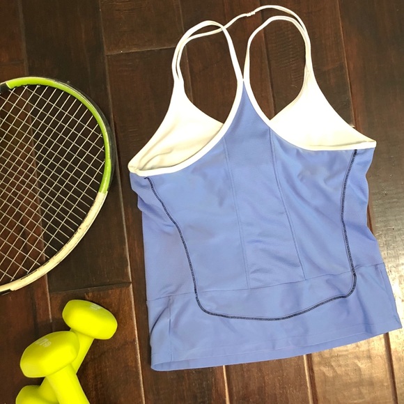 ๐๐  Nike workout top  ๐๐ - Picture 4 of 4